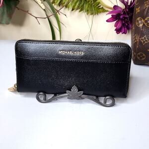 Michael Kors Black Continental Zippy Long Wallet Saffiano Leather Gold Hardware